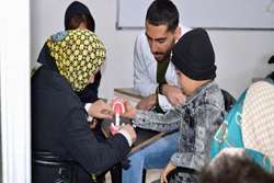 برگزاری برنامه معاینه و آموزش بهداشت دهان و دندان برای کودکان موسسه مهر راستین